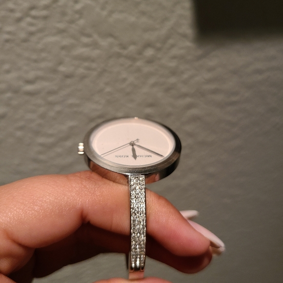 Michael kors silver diamond watch - Picture 8 of 13